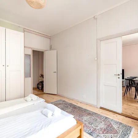 2ndhomes Bright 125m2 4br Center With The Great Views Διαμέρισμα *